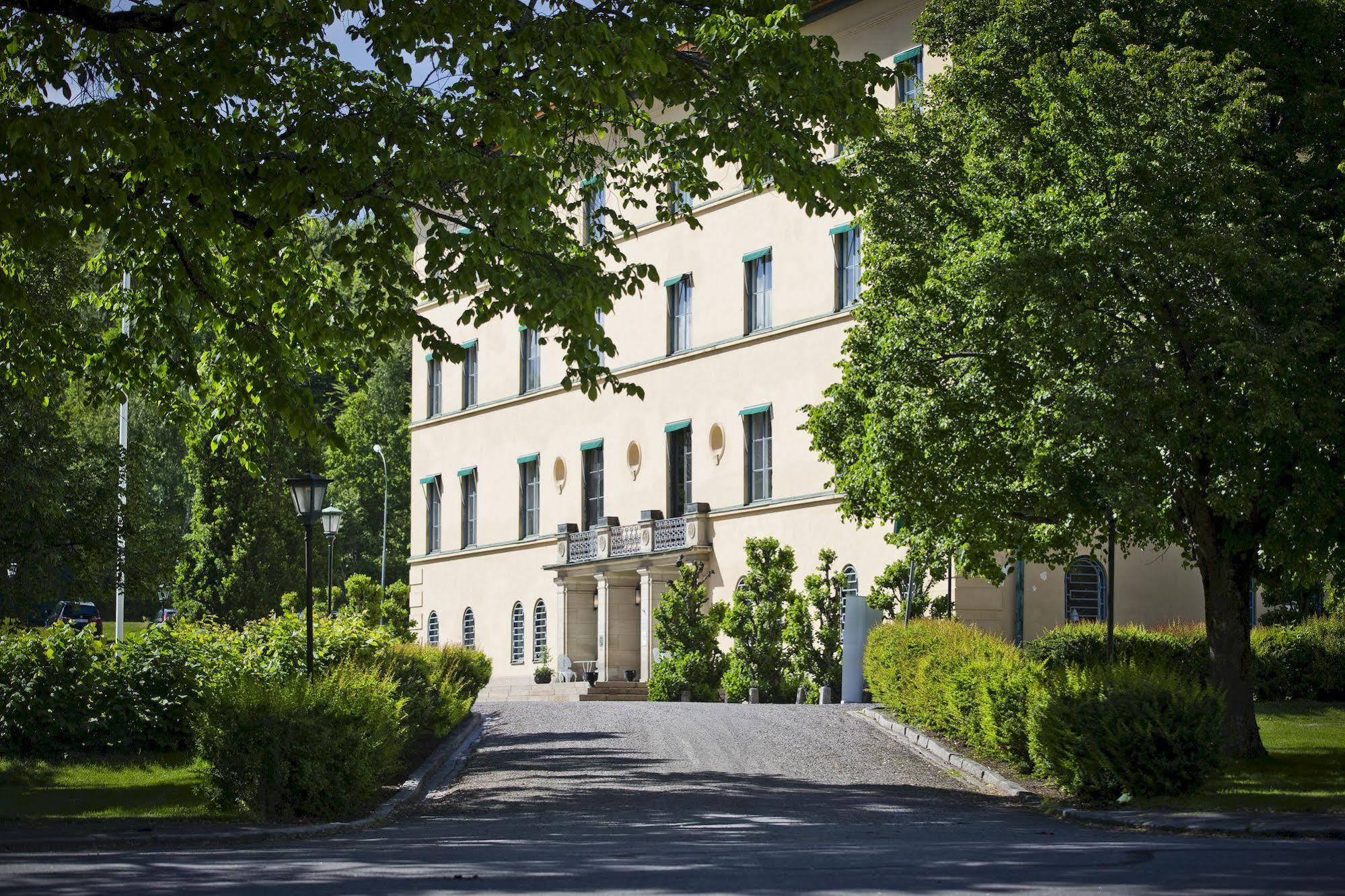 Bofors Hotel Карлскога Екстериор снимка